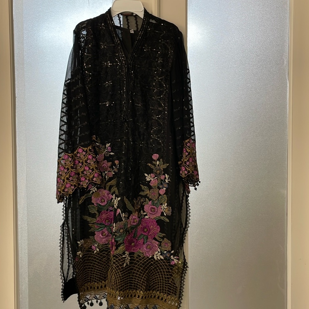 4 PCs new very pretty, evening party wear Pakistani Indian
Khuda baksh brand